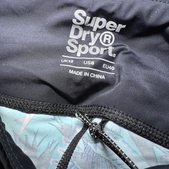 New Women's Superdry Active Mesh 7/8 Lucy Tropical Print Yoga Workout Size 8 - Picture 9 of 9
